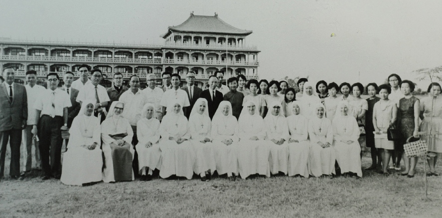 1967 Wenzao History Image